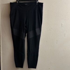 Old Navy Black Active Leggings